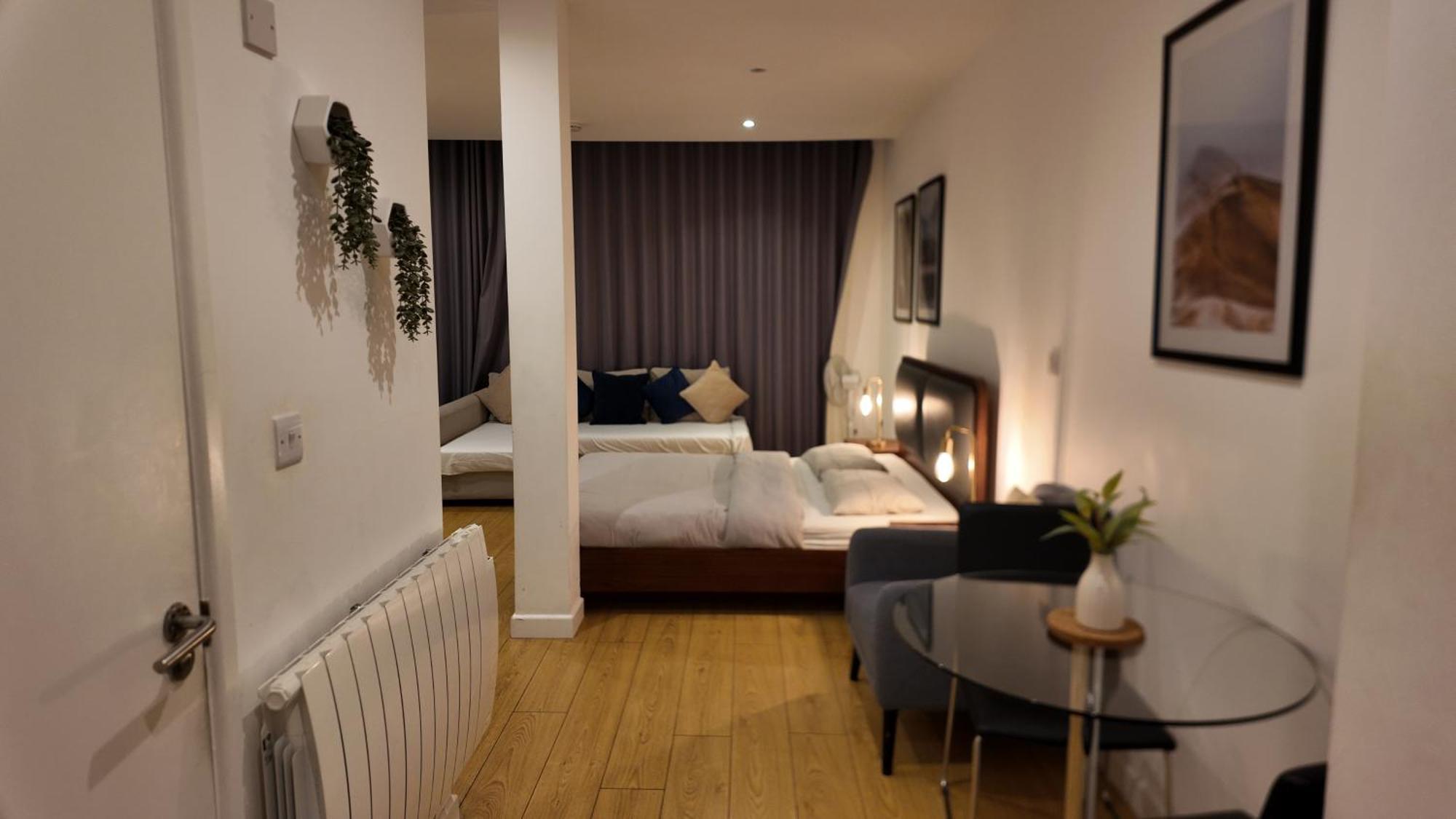 Sleep6 In Leicester Square, Soho Vr7 London Exteriör bild